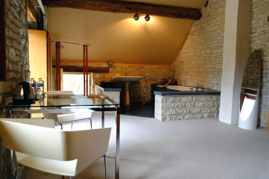 Chez Séverine&Edward Sainte-Vertu Habitación foto