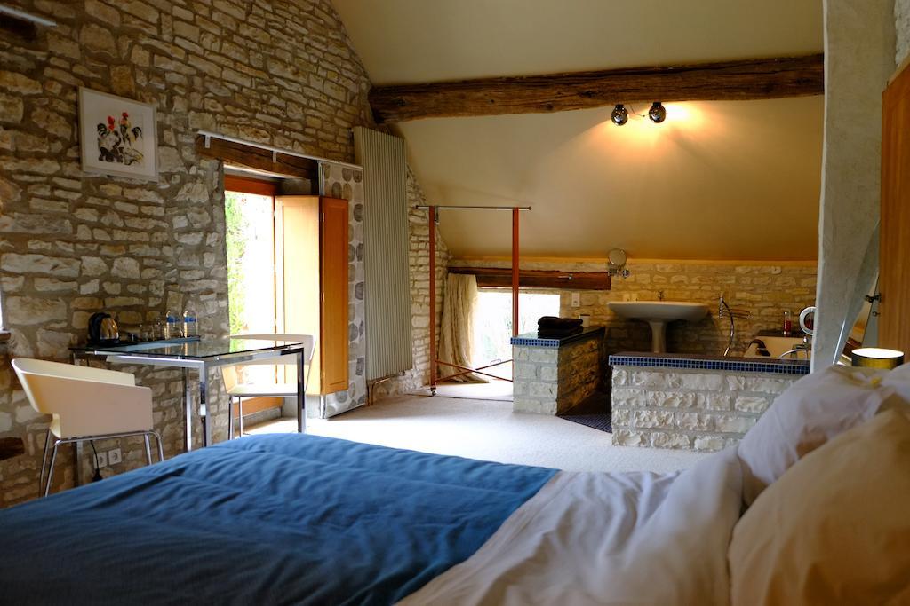 Chez Séverine&Edward Sainte-Vertu Habitación foto